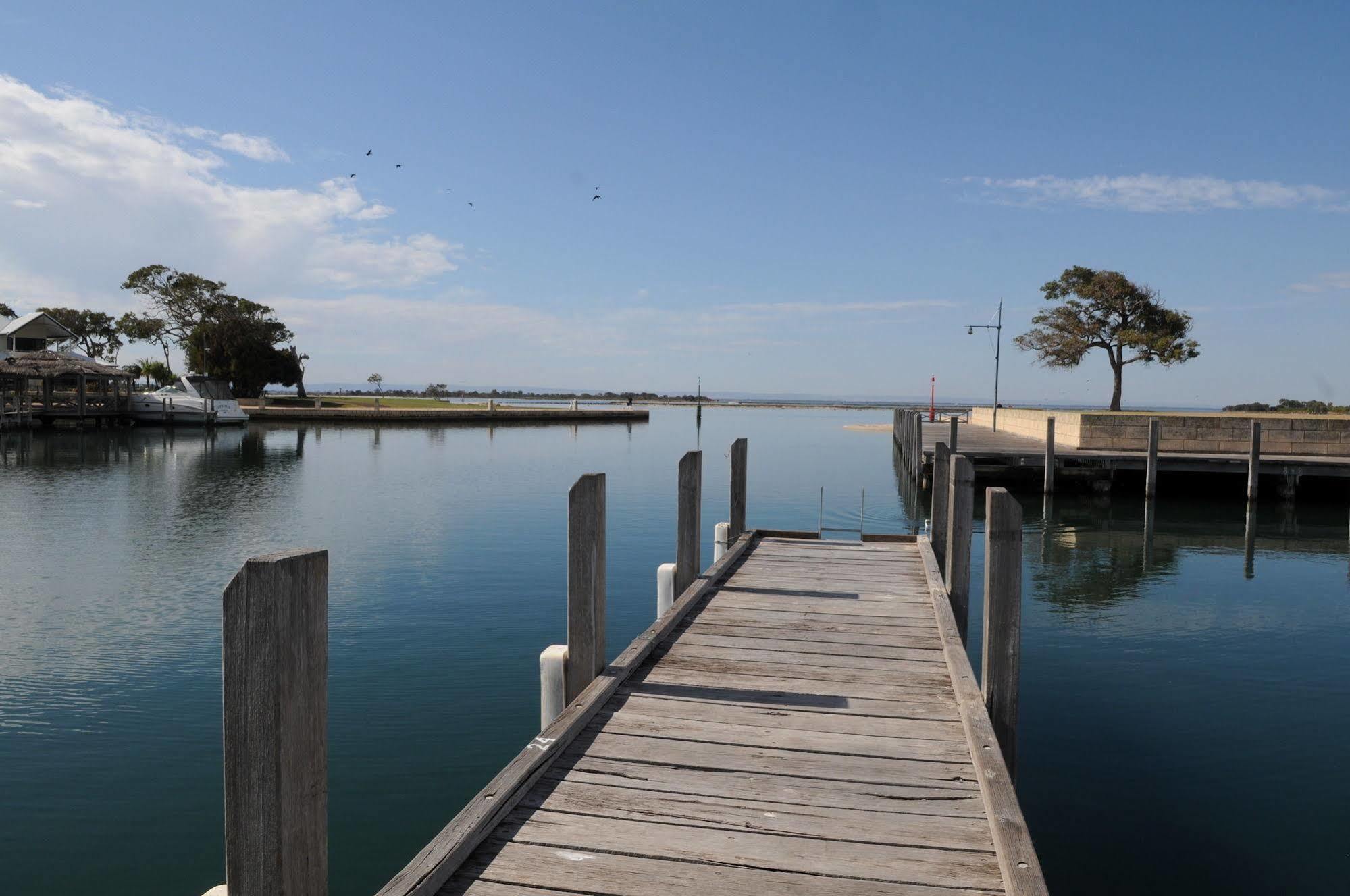 Mandurah Quay Resort Bagian luar foto