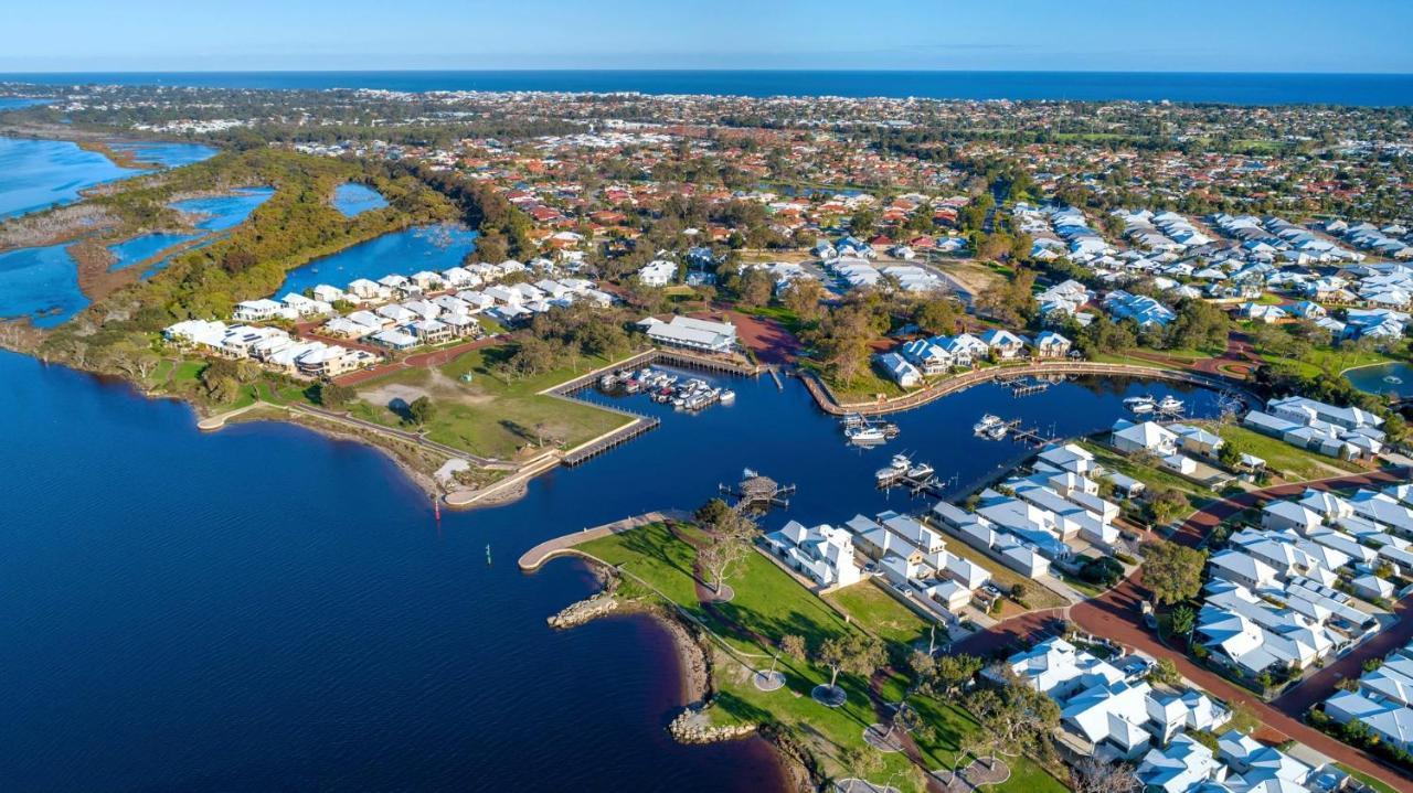 Mandurah Quay Resort Bagian luar foto